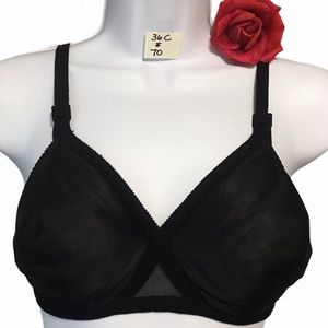 BRA BLACK 36 C LOVABLE NWOT